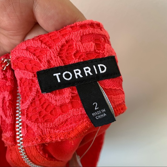 Torrid NWT Red Lace Mini Pencil Skirt Zipper Business Cocktail Fun Size 2 - Picture 2 of 7